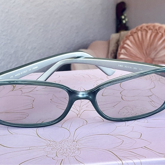 FENDI FRAMES - Picture 5 of 8